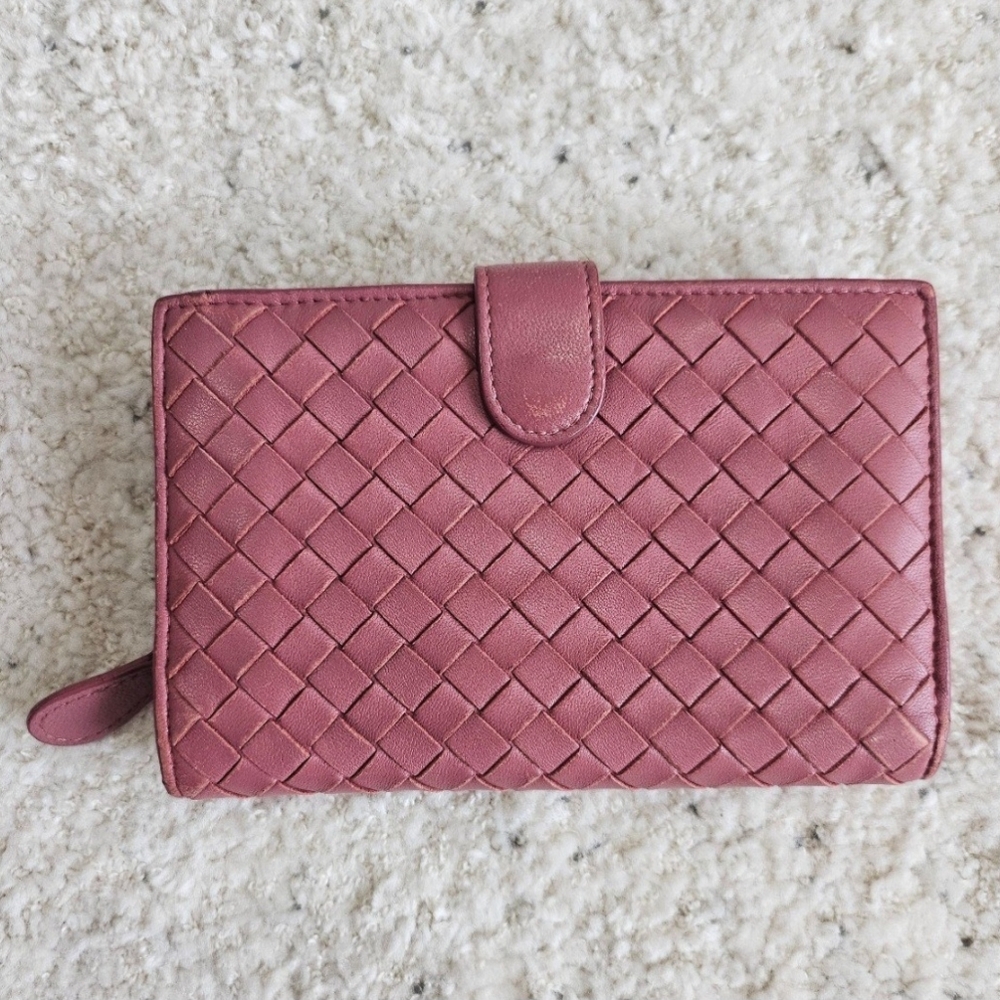 Bottega Veneta Pink Mauve Intrecciato Wallet